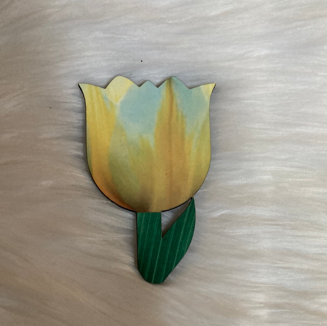 Yellow Petal (T03) - Tulip Magnet