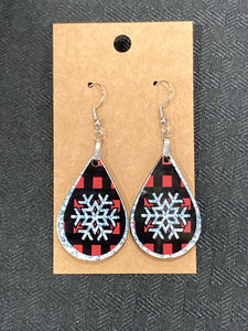 Buffalo Plaid Silver Snowflake (TD08) - Tear Drop Earrings