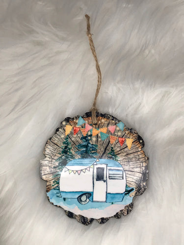 Camper (WS01) Wood Slice Ornament