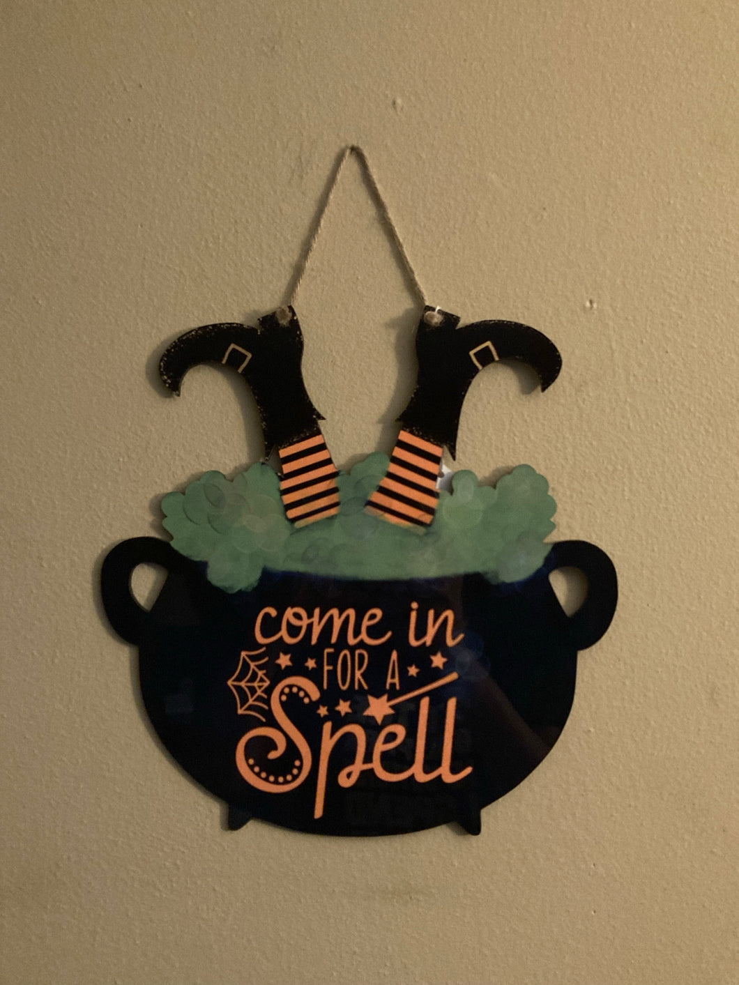 Come In For A Spell (CL03) - Cauldron Sign Large